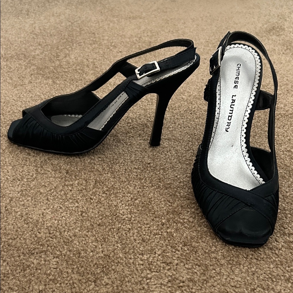 Chinese Laundry Dark Navy almost Black Peep-Toe Heels
